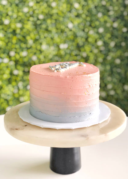 Ombrè minimalist cake